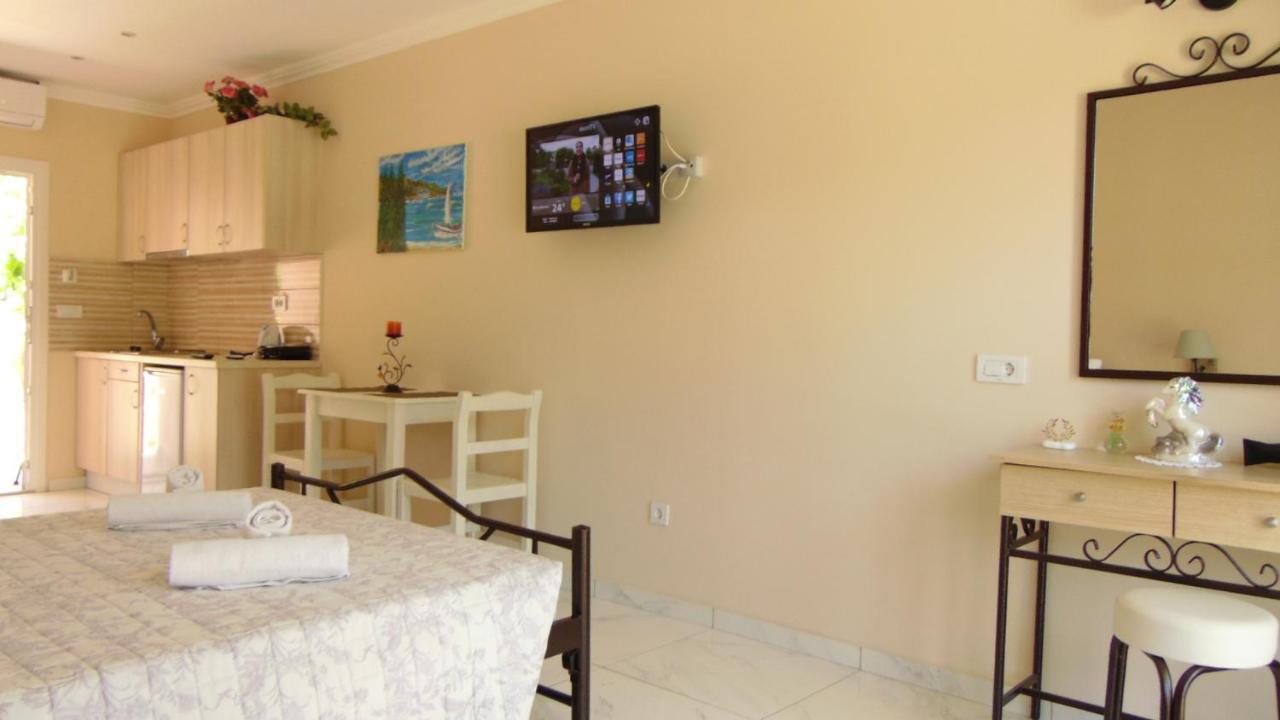 New Studios Mazis Liapades Esterno foto